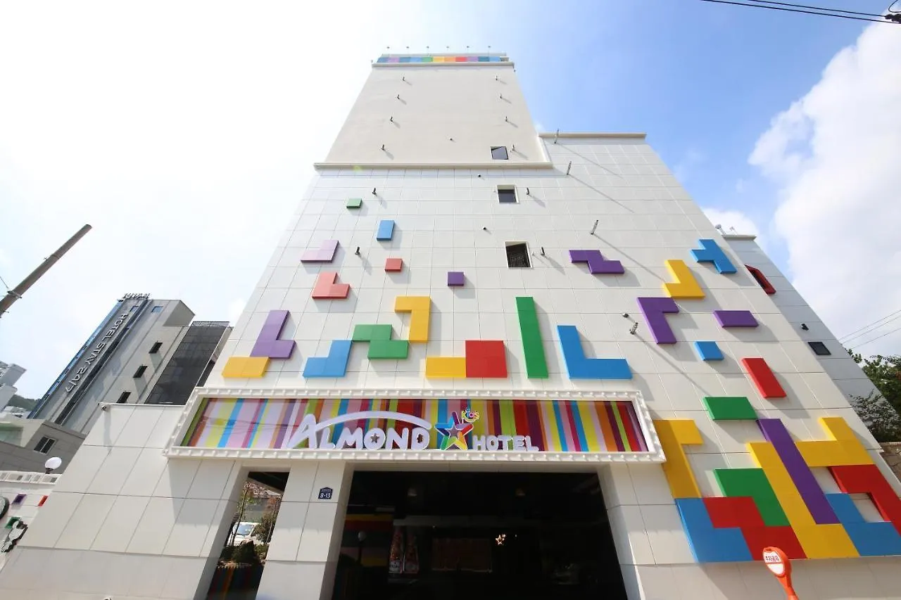 Almond Kids Hotel Gimhae