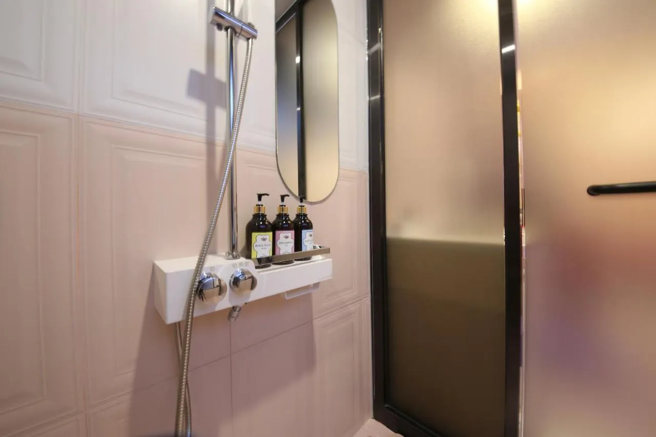 Almond Kids Hotel Gimhae