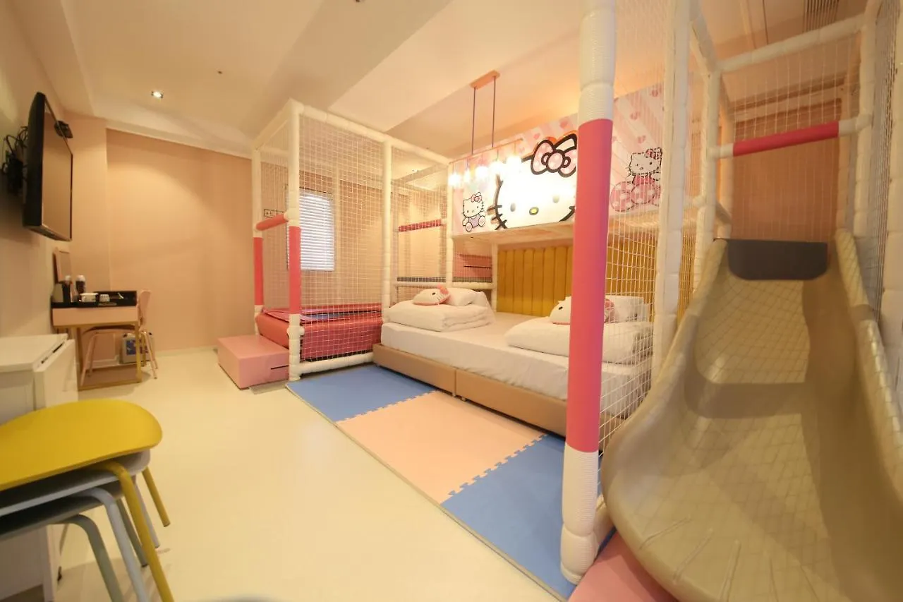 Almond Kids Hotel Gimhae South Korea