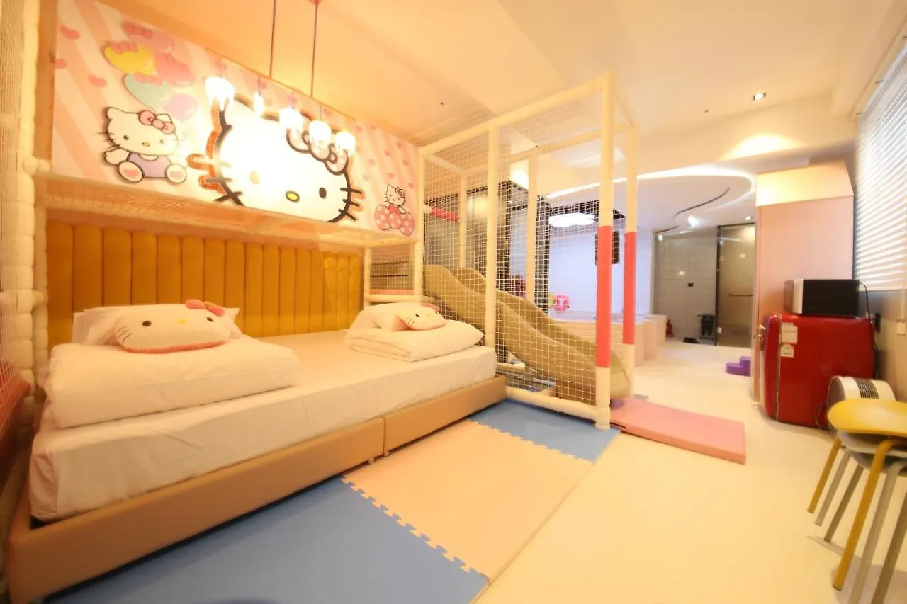 Almond Kids Hotel Gimhae 2*,  South Korea